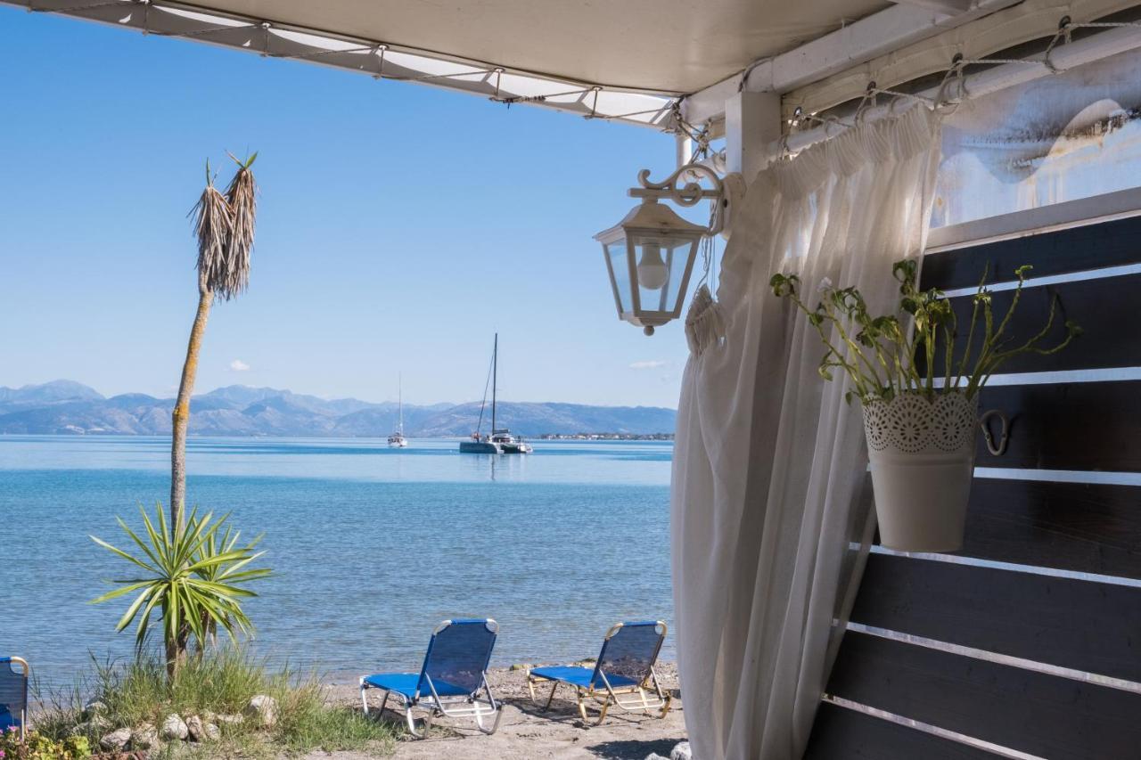 Christina Beachfront Rooms By Hotelius Petrití Kültér fotó